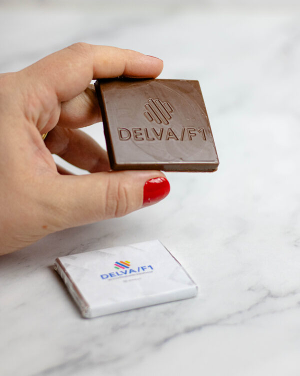 Barrinha de Chocolate Personalizada em Relevo - Imagem 3