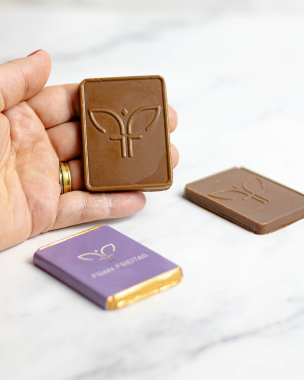 Barrinha de Chocolate Personalizada em Relevo - Imagem 3
