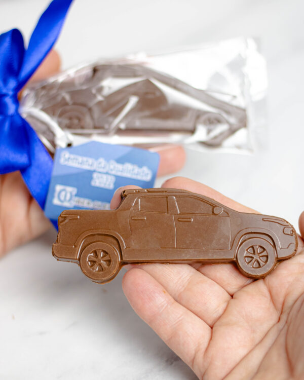 Chocolate Personalizada em Relevo e com Formato Especial