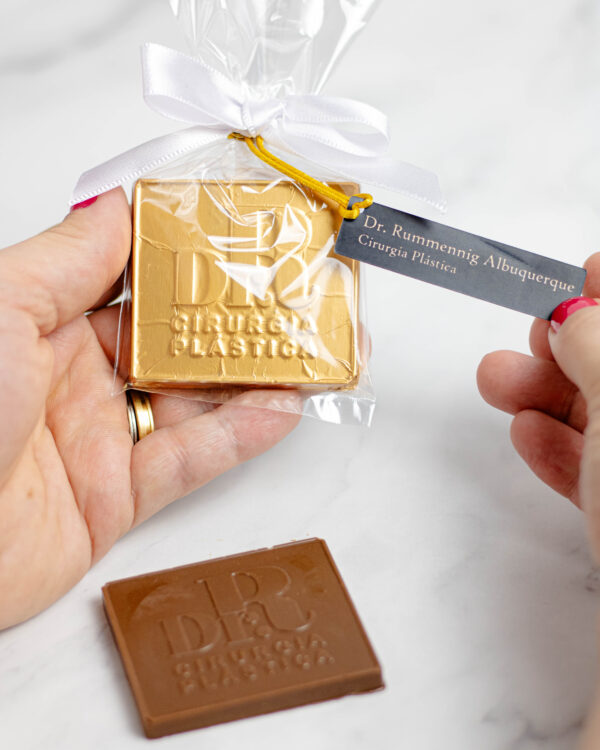 Barrinha de Chocolate Personalizada em Relevo
